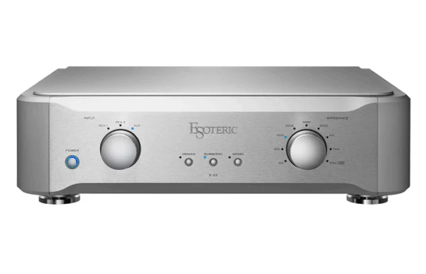 ESOTERIC <br> E-02  MM / MC Phono Preamp