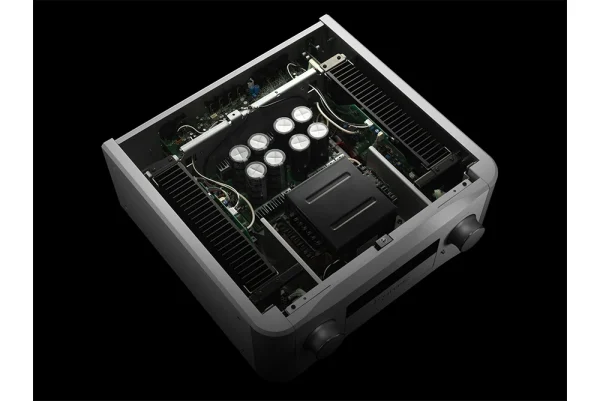 ESOTERIC <br> F-01  Class A Integrated Amplifier - Image 3