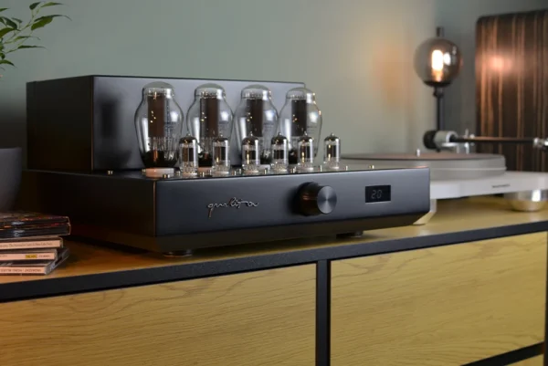 QUALITION <br> 300B Integrated Amplifier